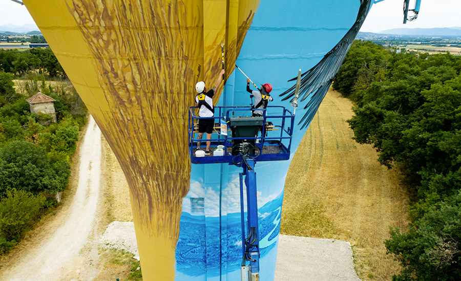 Réalisation d’une fresque sur un château d’eau à Étoile-sur-Rhône