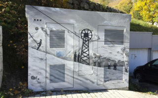 fresque historique sur transformateur Enedis Les deux alpes